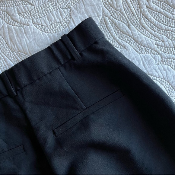 Abercrombie - Curve Love Long Tailored Straight Pant - Black - Picture 9 of 11